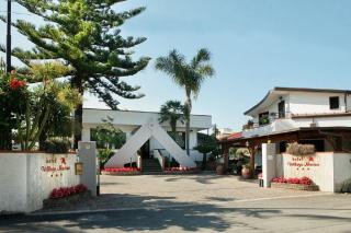 Marina Living Rooms & Pool